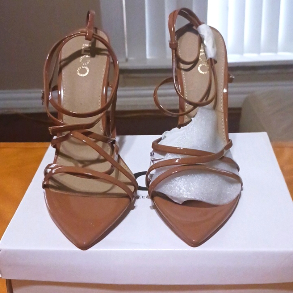 Women's tan Ego heels brand new with box size 9